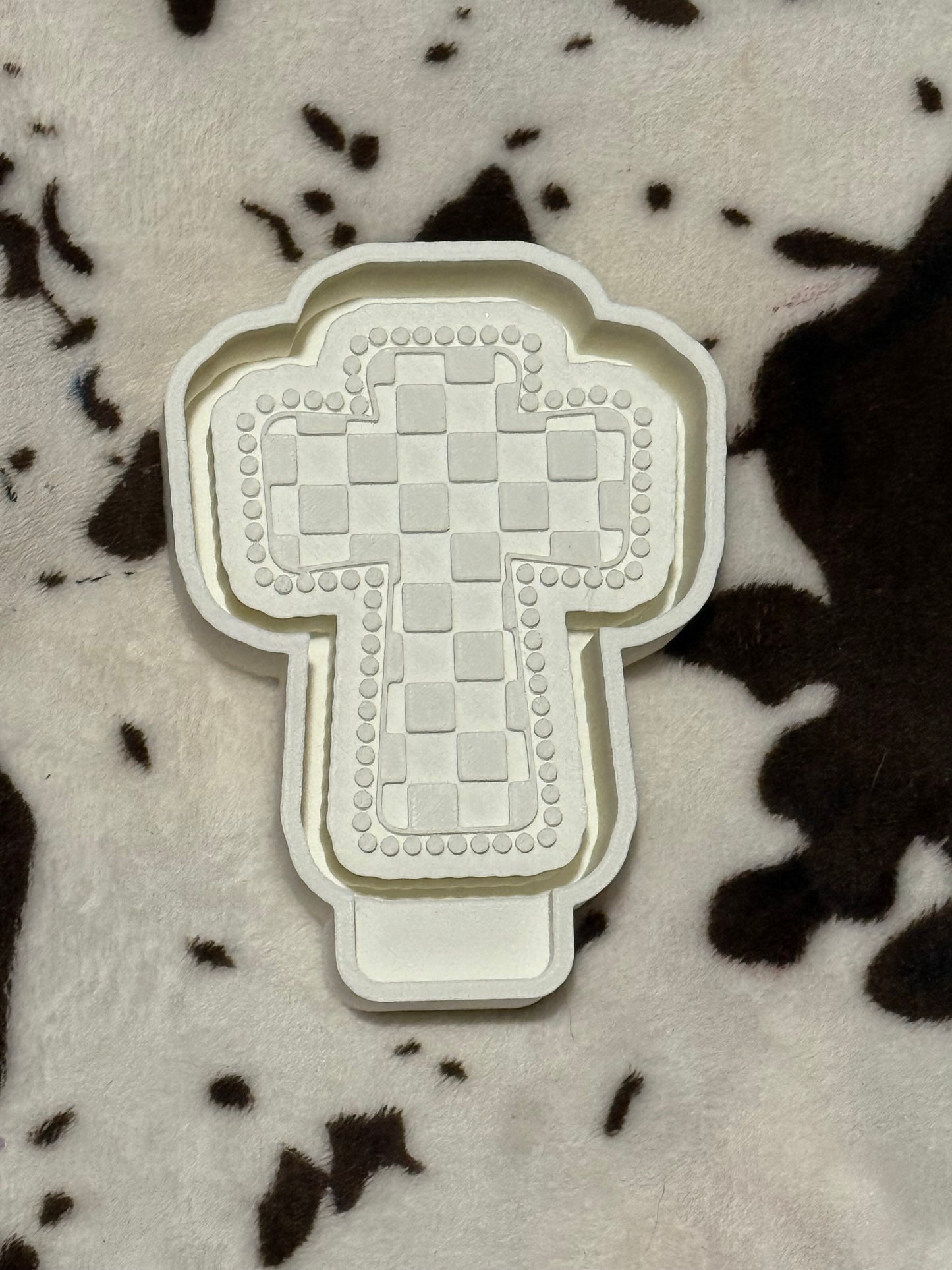 Checkered Cross