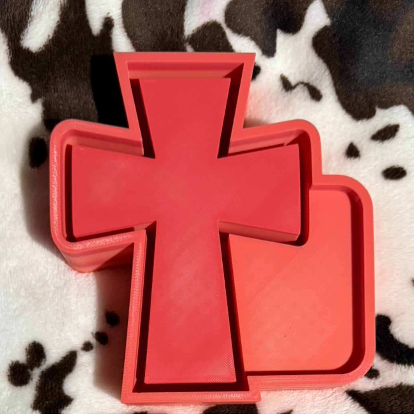 Plain cross