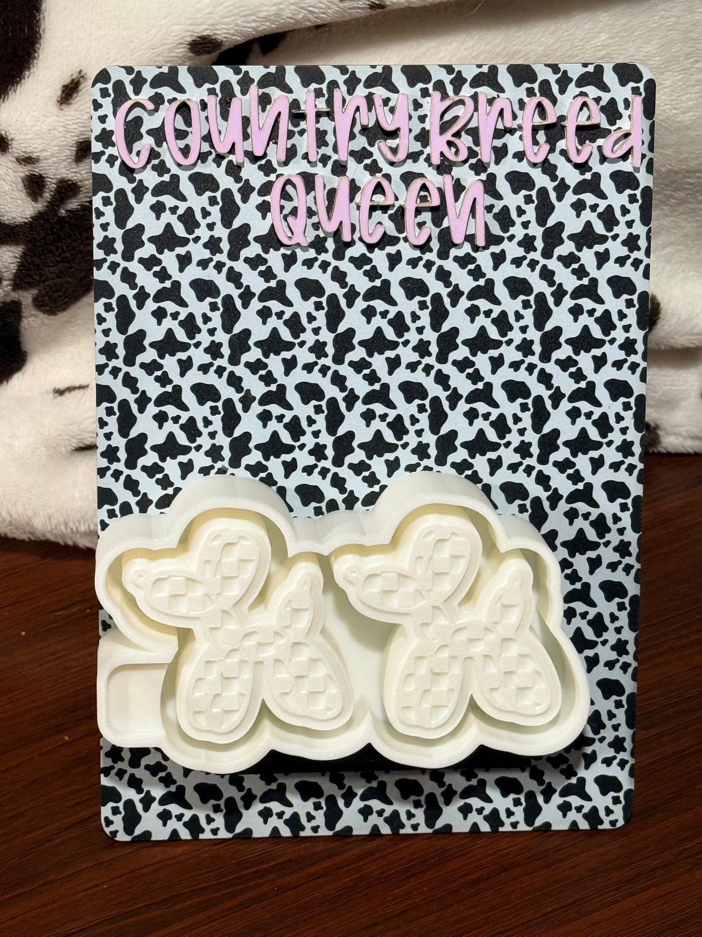 Checkered Balloon Dog Vents