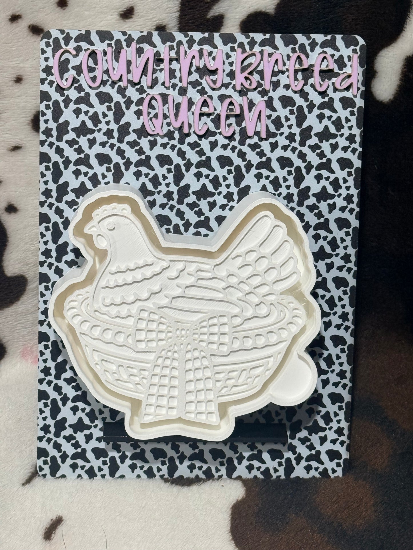 Checkered bow Hen