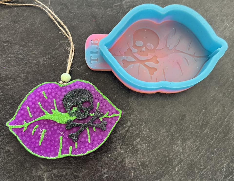 Poison Lips