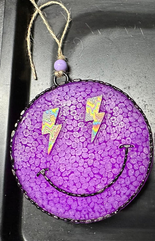 Lightning Bolt Smilie
