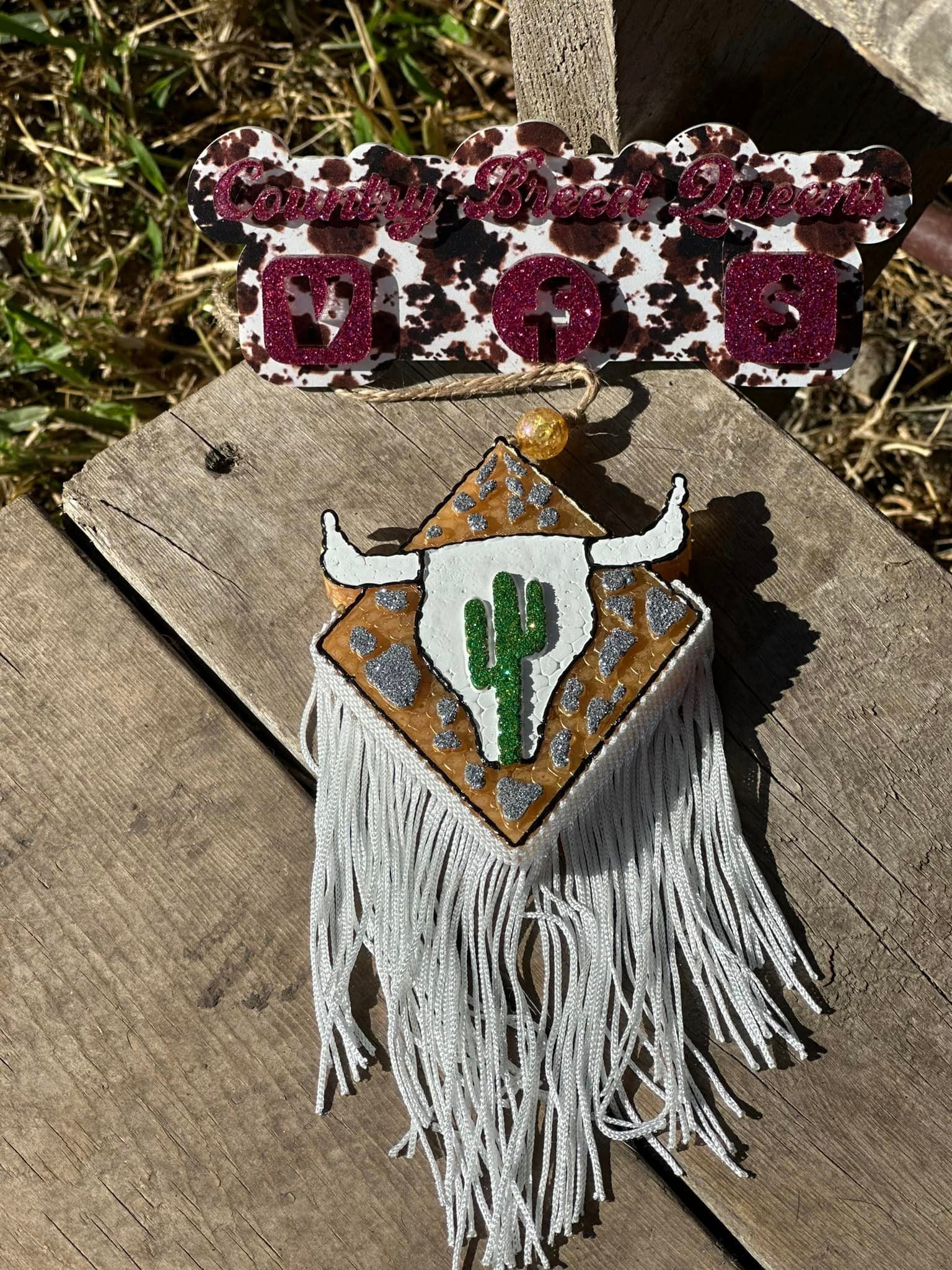 Bull With Cactus Diamond