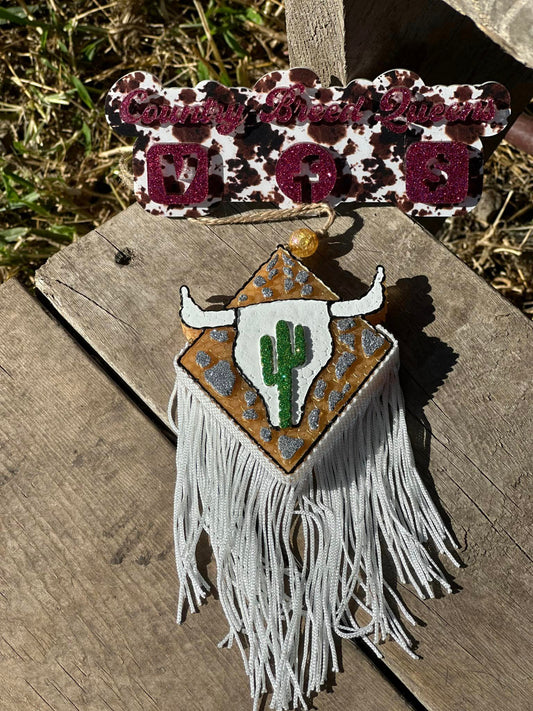 Bull With Cactus Diamond