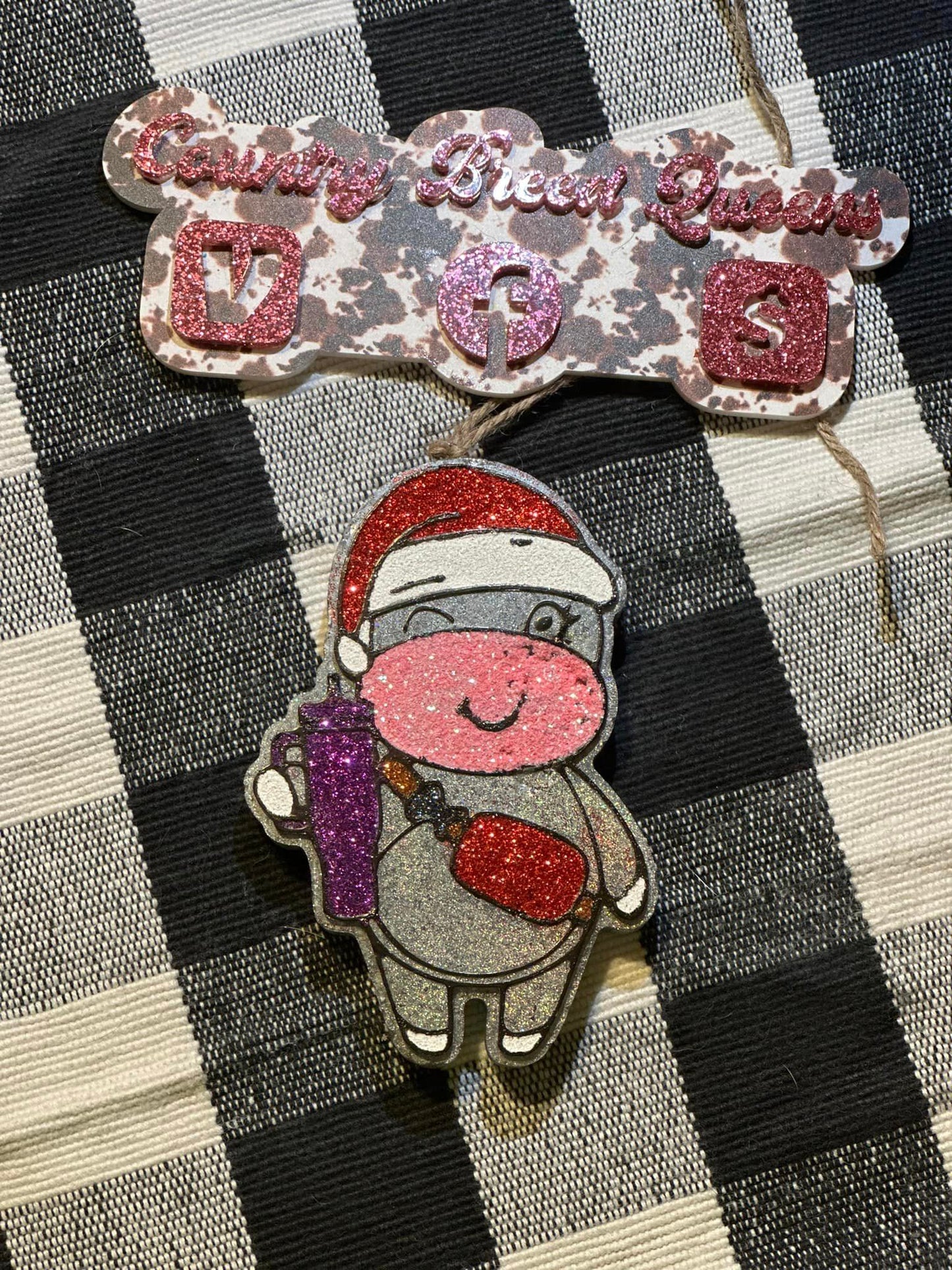 Bougee Christmas Hippo