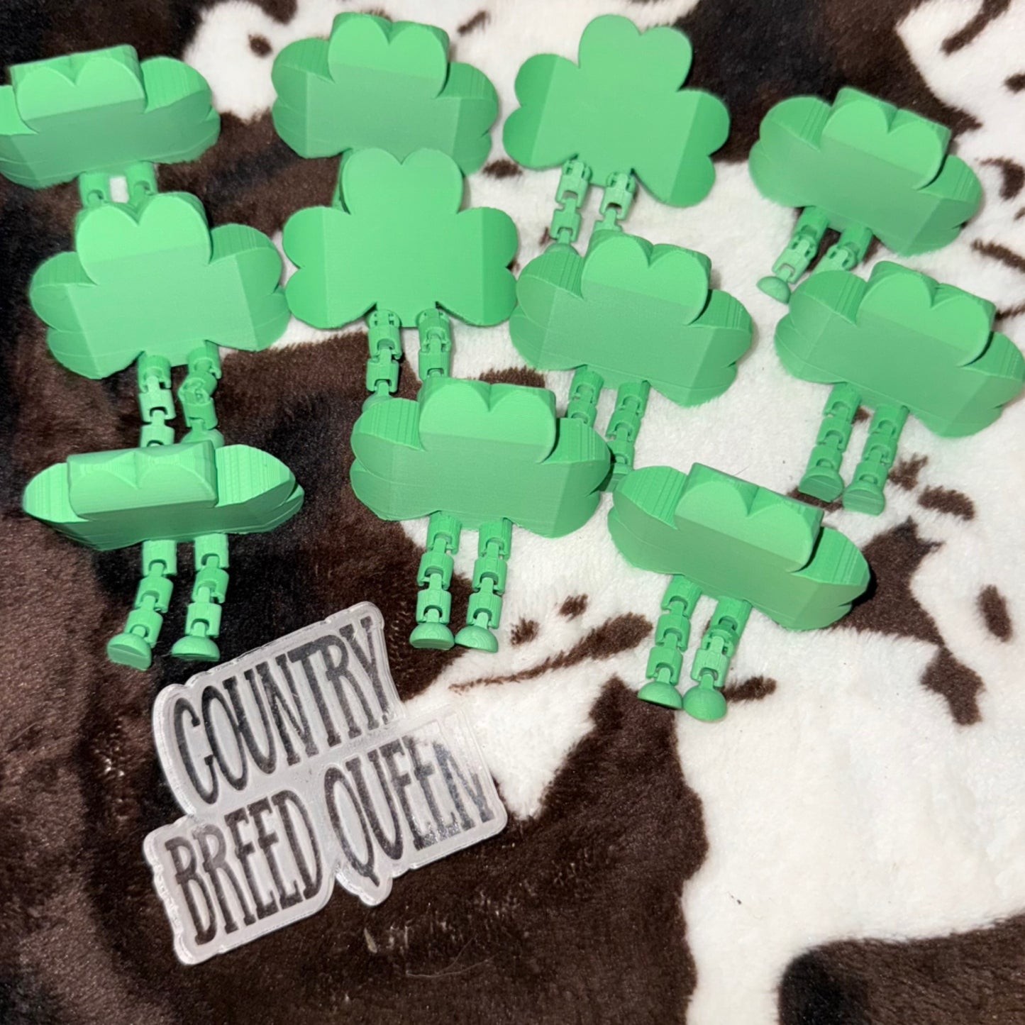 Sitting shamrocks